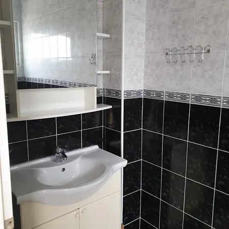 Apartment Mlinaric Vir